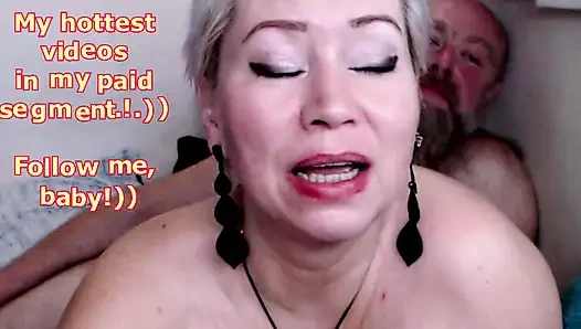 Come on, my mature girl, fuck yourself with a dildo and squirt to the delight of millions of guys! ))