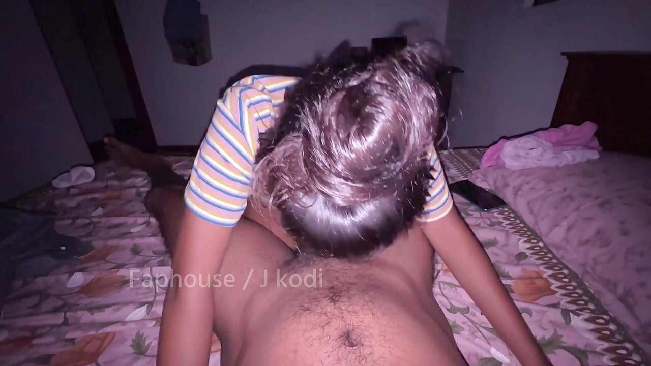 Indian Cute Village Girl Blowjob After Eating Cums