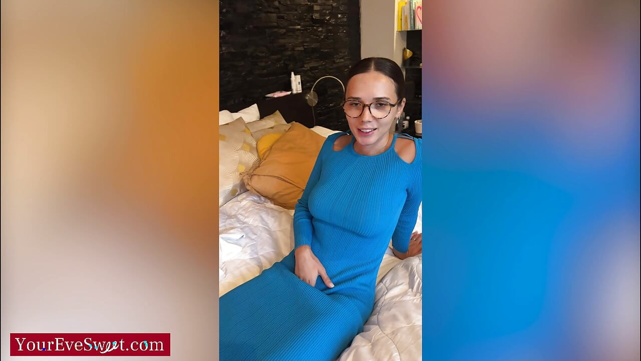 Super Tight Petite College Girl Masturbates On Camera & The Clip Gets