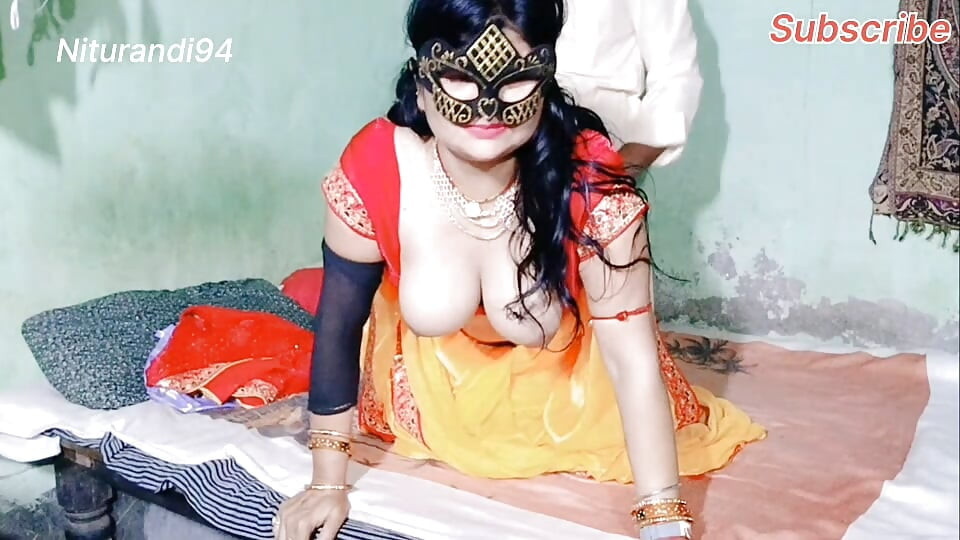 Nee shadishuda patni ke stan chakar chudaee kiya hindi