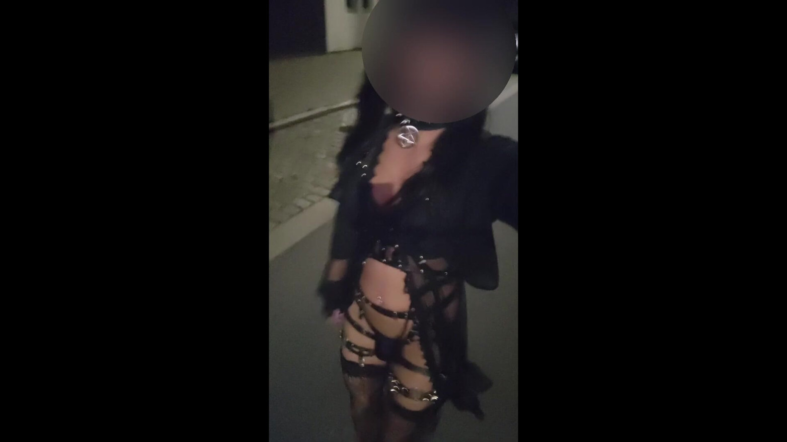 kinky gothic slut outdoor