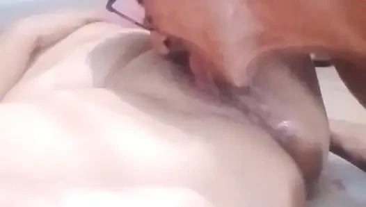Wenn es um muschi geht. meine prinzipien essen zuerst ihre muschi, sowie coz, jede frau braucht und will es