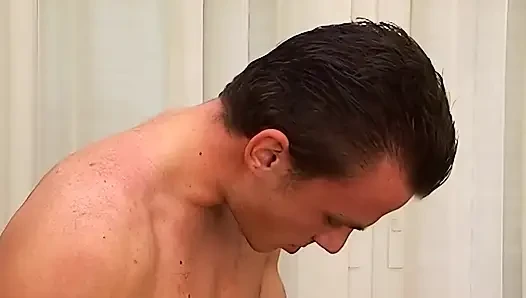 Wild hardcore mix: cewek hot rambut pirang dan pelacur lagi asik nyepong dan ngentot kontol sampai dicrot di dalam