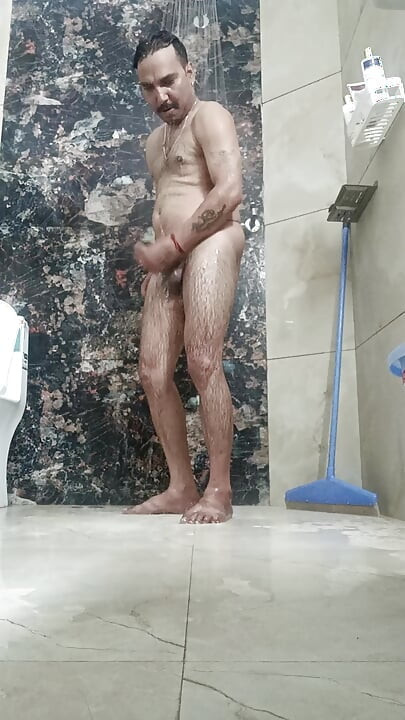Indian desi police officer get sucked and shower with neighbour and army officer