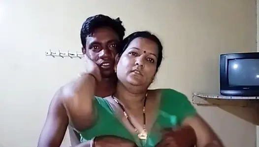 Yaşlı desi teyze seks genç oğlan tam sert seks