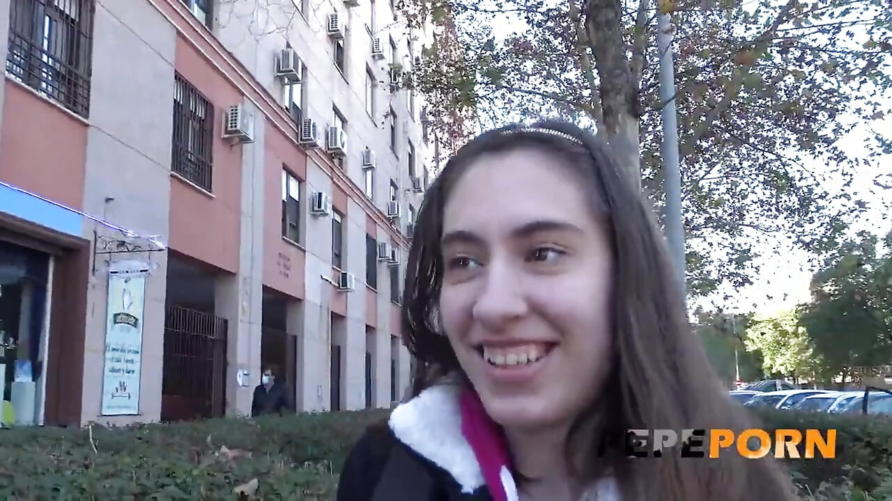 Carolina Lorca, epizoda III: Učenje o seks igračkama i dobijanje lekcije o seksu!