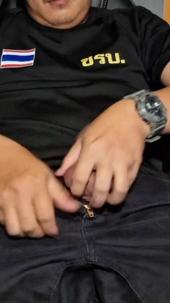 Memorable moment from "Thai uniform jerking off after work"