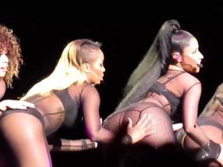 Nicki Minaj - Hollywood Casino Amphitheatre Chicago 2015
