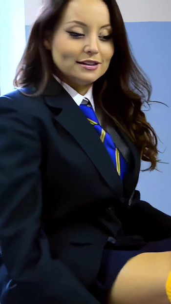 Stokin kuning yang menampilkan Carla Brown