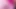 Pembe saçlı luvie bebek büyük göğüslerini ve dilini piercingini gösteriyor, uzun tırnaklarıyla göğüslerini sıkıyor