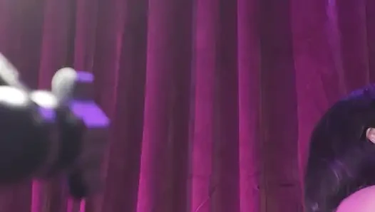 Vertikal: vip room ep.7: penari striptis seksi penelope suka memuaskan