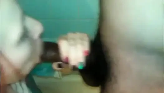 Lil Mary Gives Me Head While I Piss