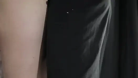 BOKEP INDO LATEST SEXY MAID DELIBERATELY DOESN'T WEAR UNDERWEAR LET HER EMPLOYER ENTOT