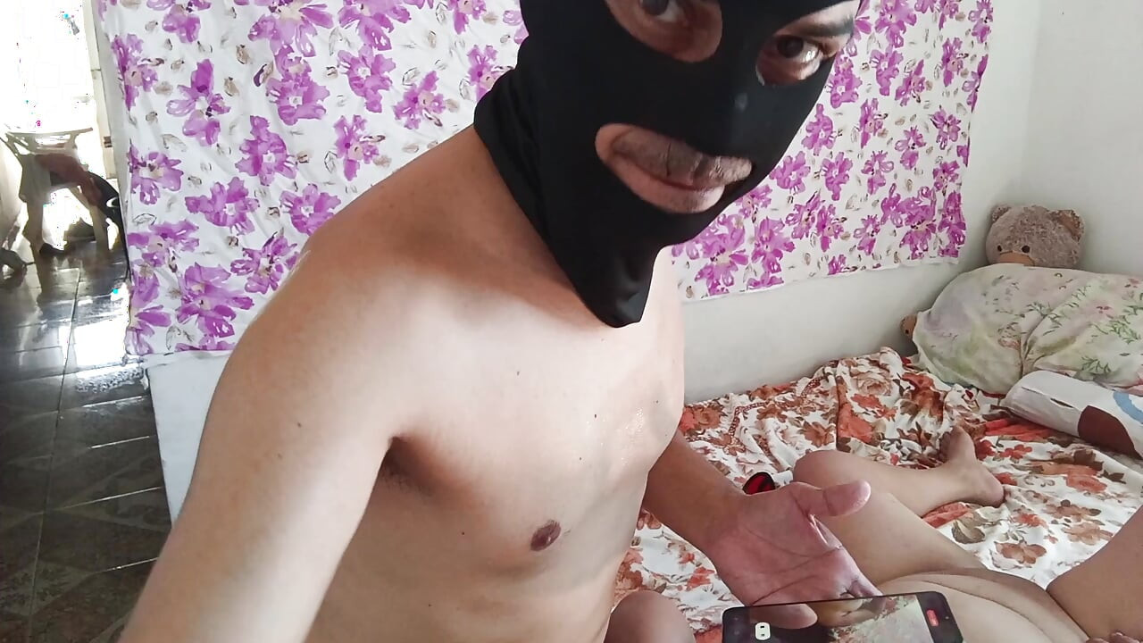 Desi Mamadora yang bengkung deepthroat kemudian menunggang dubur