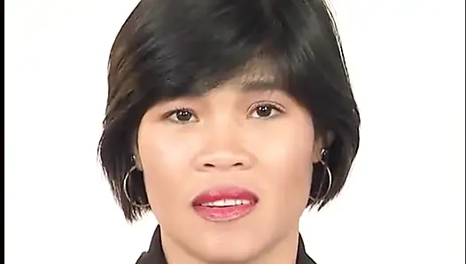 Cewek Asia lagi asik mainin memeknya dan nyepong kontol ngaceng di ruangan casting