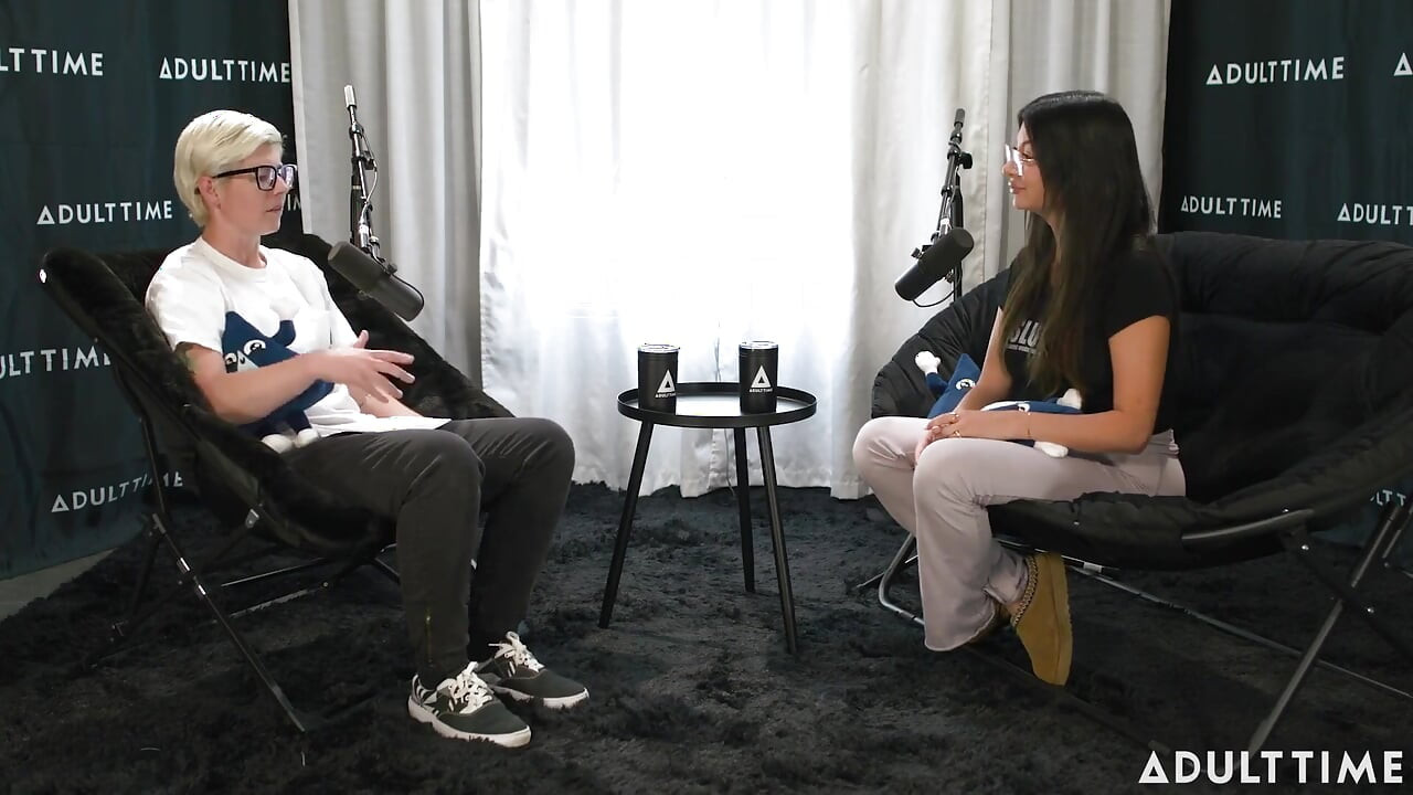 Cami Strella superviviente de un culto, fama de tiktok y no monogamia | el podcast de tiempo para adultos