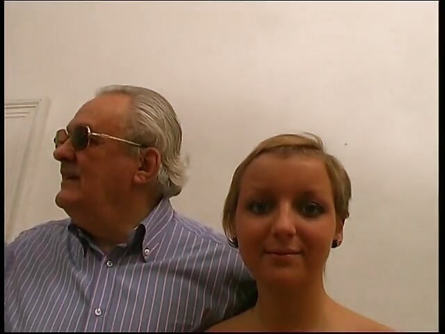 Blonde teen use two cocks for her cunt