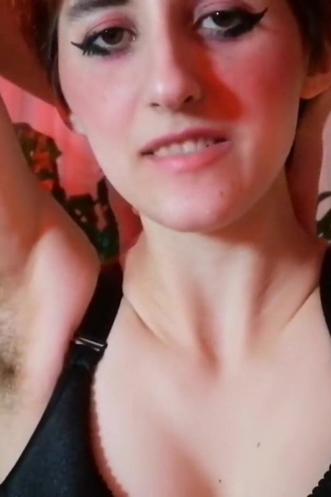 Can't resist my hairy armpits