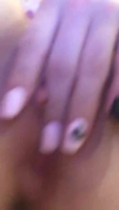 Horny MILF pussy masturbating