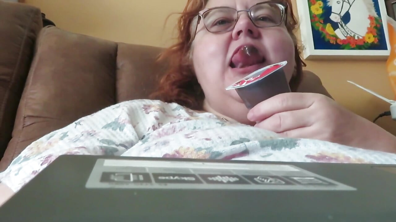 กินถ้วยพุดดิ้งของกูเพื่อมึง