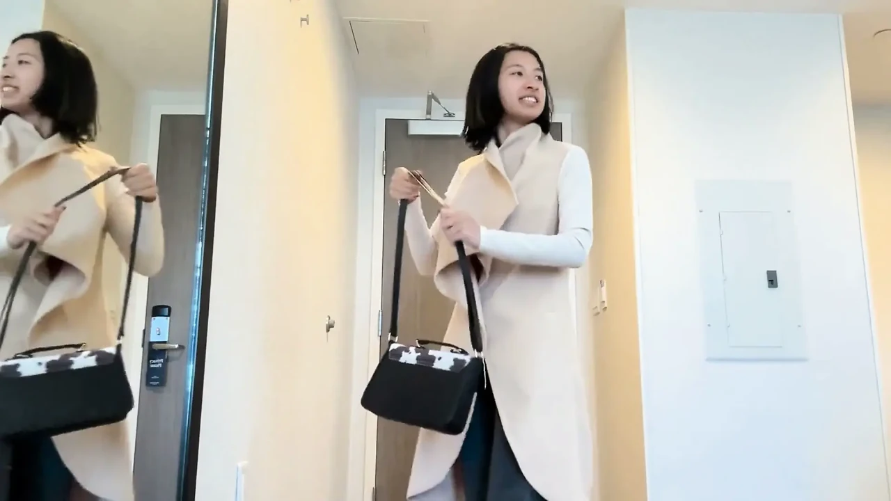 Vietnamese Barista Cums