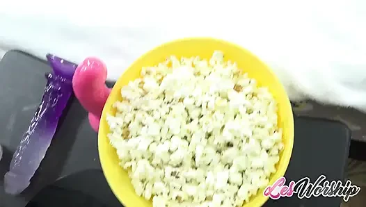 Two Sexy Latina Enjoys Hot Lesbian Sex and Scissoring