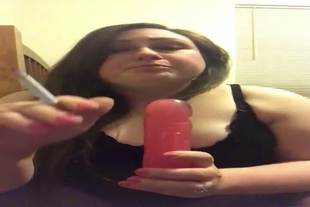 Amateur Sheryl smokes and sucks as she cucks