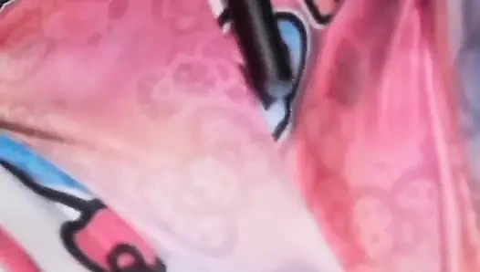 Baldızım bana mastürbasyon yaparken bir video gönderiyor