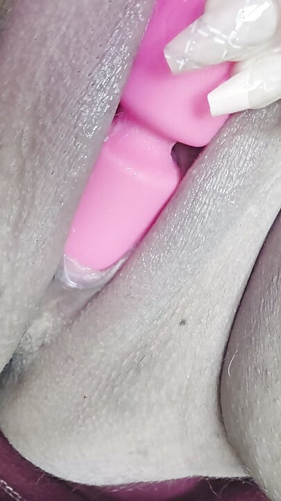 Pussy play