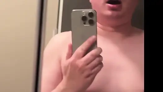 Sürtük selfie çekiyor ve sürtük olmak istiyor