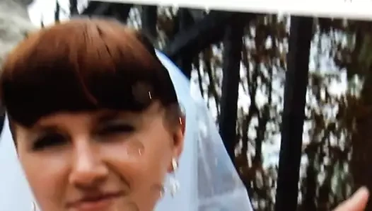 gelinlik üzerinde Cum haraç