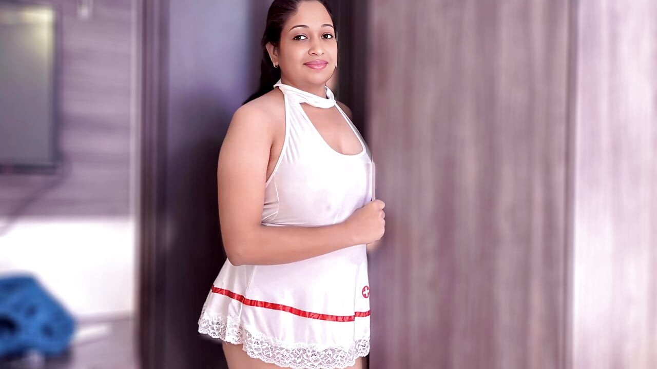 Vruća Desi Djevojka u Kostimu Medicinske Sestre Uska Pička Jebana, Indijski Muž-Žena XXX Romantika Hindi Seks Video