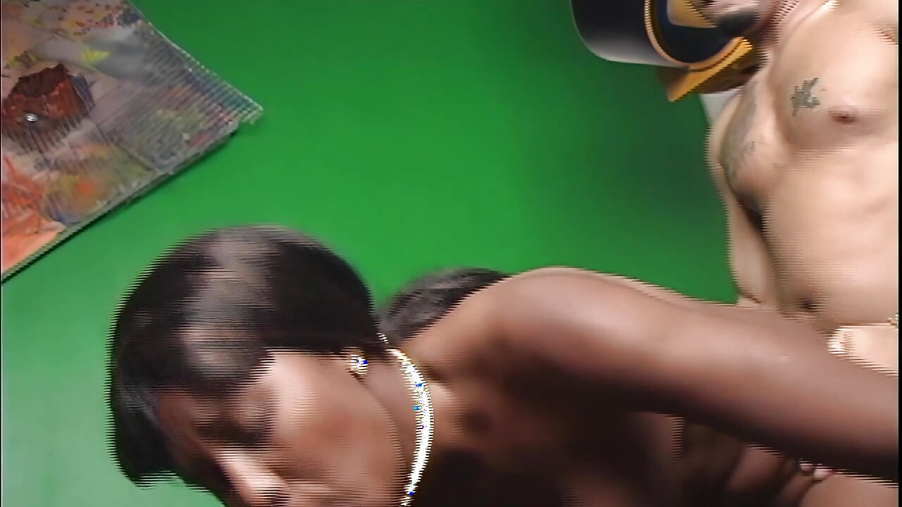 Simone Gets a Good Load of Cum in Her Mouth