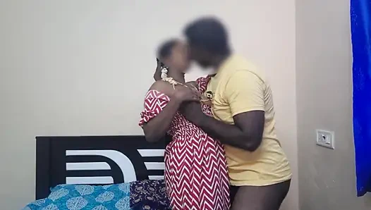 Ac Mechanic Gives a Fucking Service to Married MILF