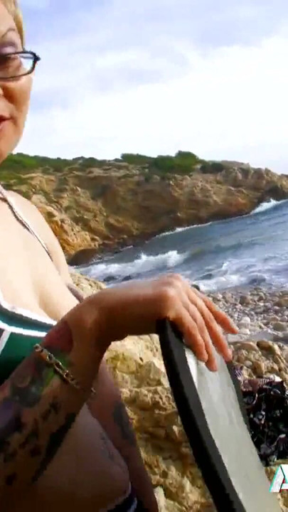 Blonde Dickxy getting her anal hole plugged at the beach | Clip 3