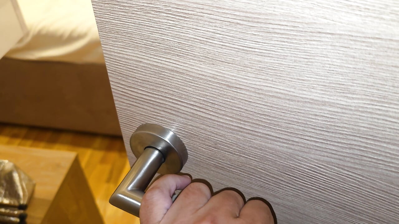 Amazing fucking with my wife before bed, huge cumshot!