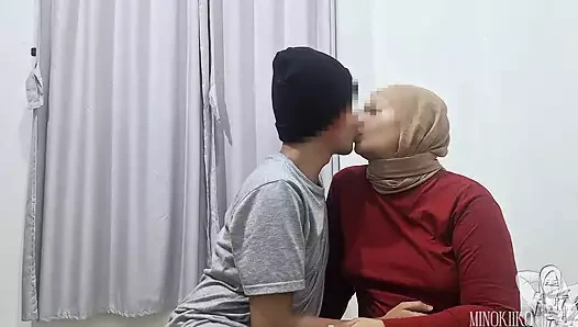 Minokiiko - Adik Ipar Berhijab yang Kangen Kontolku