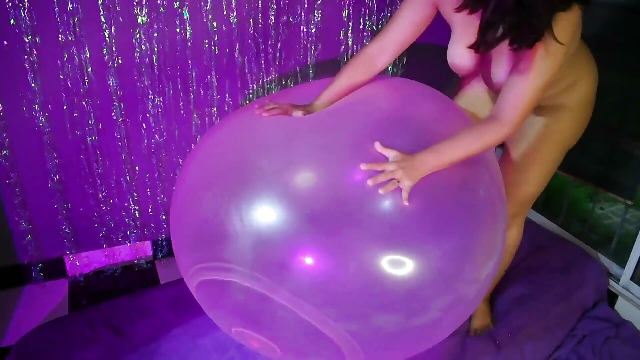 Naked and Riding Overinflated Wubble Ball - Round 3 - Bunny Looner