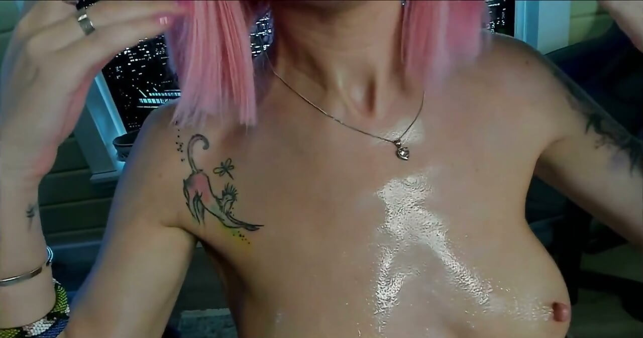 Please! Cum on My Oiled Tits Bb!