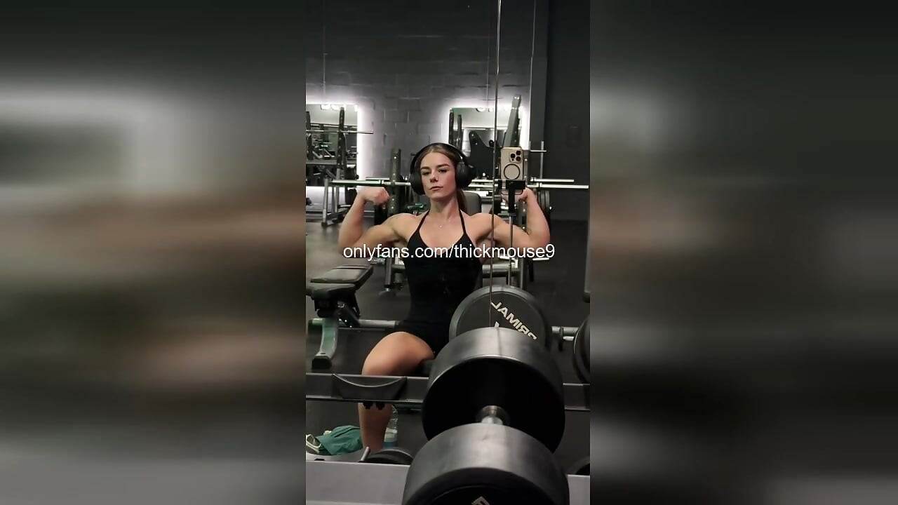 18yo Virgin's Stepdad Gym Slip: Accidental Anal Pound & Squirt Live!