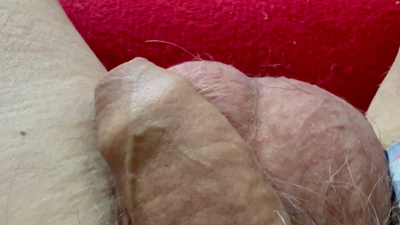 Uncut play peek