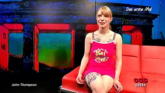 Ggg John Thompson - Ein Tätowiertes Schätzchen Schluckt Sperma Und Wird Hart Geritten