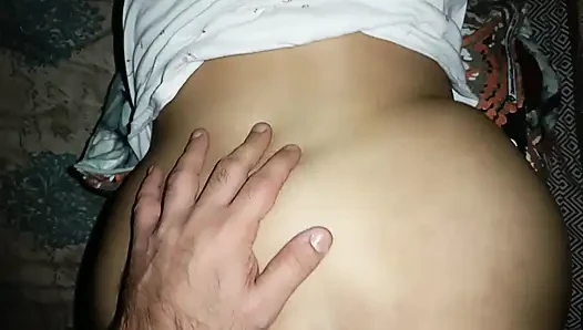 Stiefschwester Ko Chood Diya spät in der Nacht