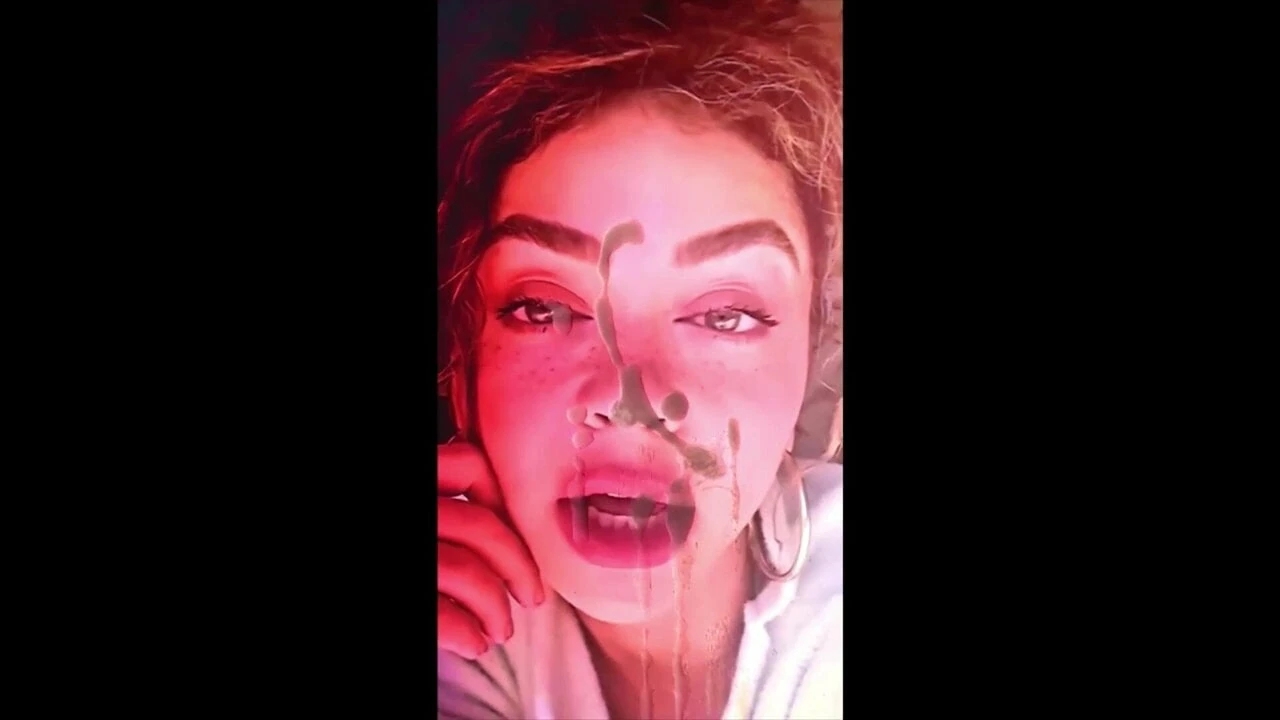 Chehre par viry ki shraddhanjli - sarah hyland