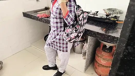 Hintli öğretmen öğrenci yeni seks videosu viral