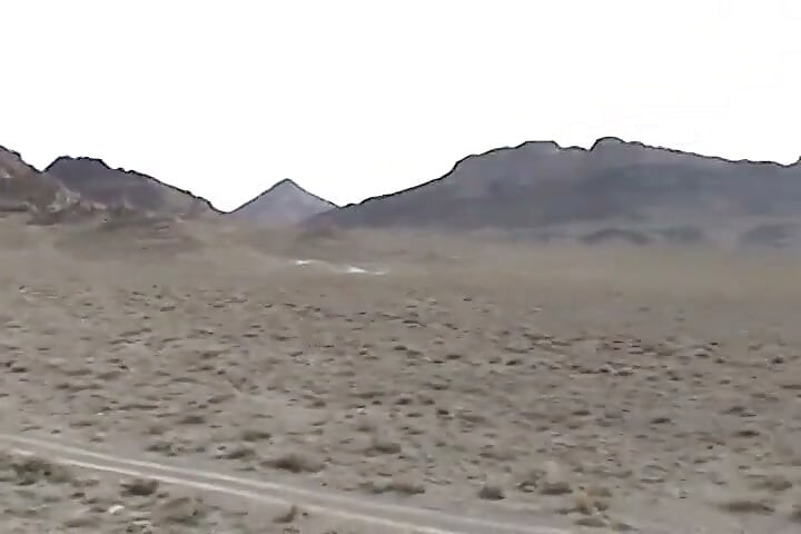 مص هواة بأسلوب POV في الهواء الطلق على جبل للشقراء سافير رين