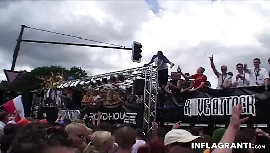 Love Parade Public Fucking With Sharon Da Vale And Ronny Rosetti.