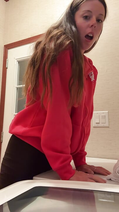 Using My Laundry Machine to Cum Hard
