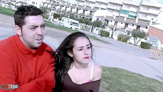 Gadis spanyol vania flores nyepong kontol dan nyepong kontol sampai tenggorokan - dicrot di dalam ganas amatir