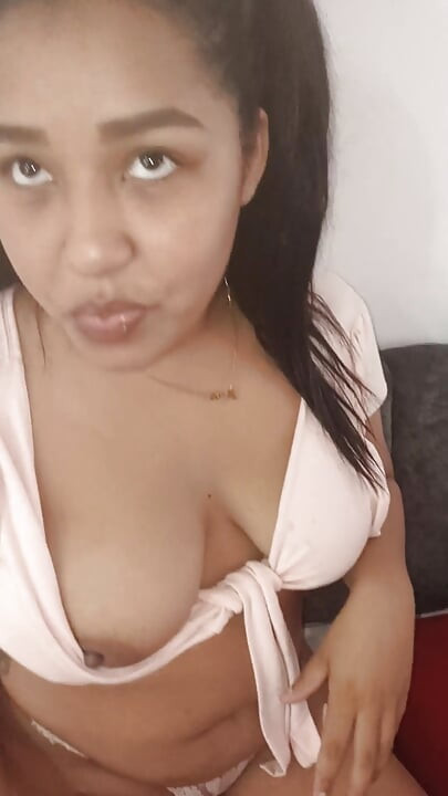 Fute-l pe vecinul care este foarte sexy cu un cur foarte mare - partea 16